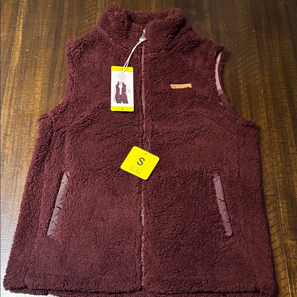 Cozy Fleece Vest - Burgandy